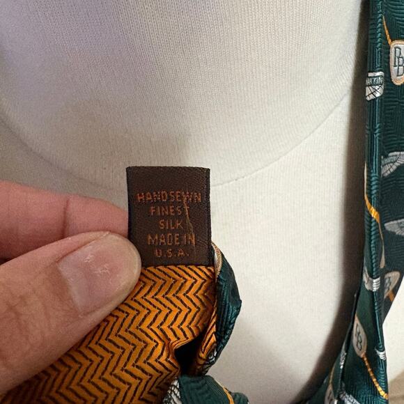 Robert Talbott Pebble Beach Concours ASTON MARTIN Men's Neck Tie Green One Size - Picture 4 of 5